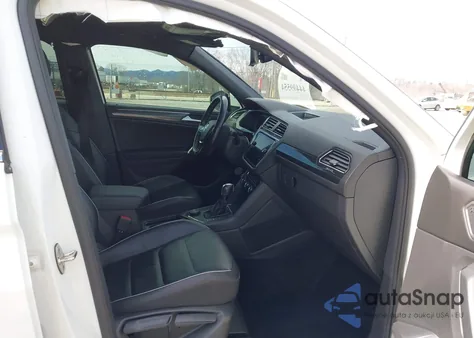 2020 Volkswagen Tiguan 2.0T Sel Premium R-Line из США, поврежденный, VIN 3VV4B7AX1LM022723